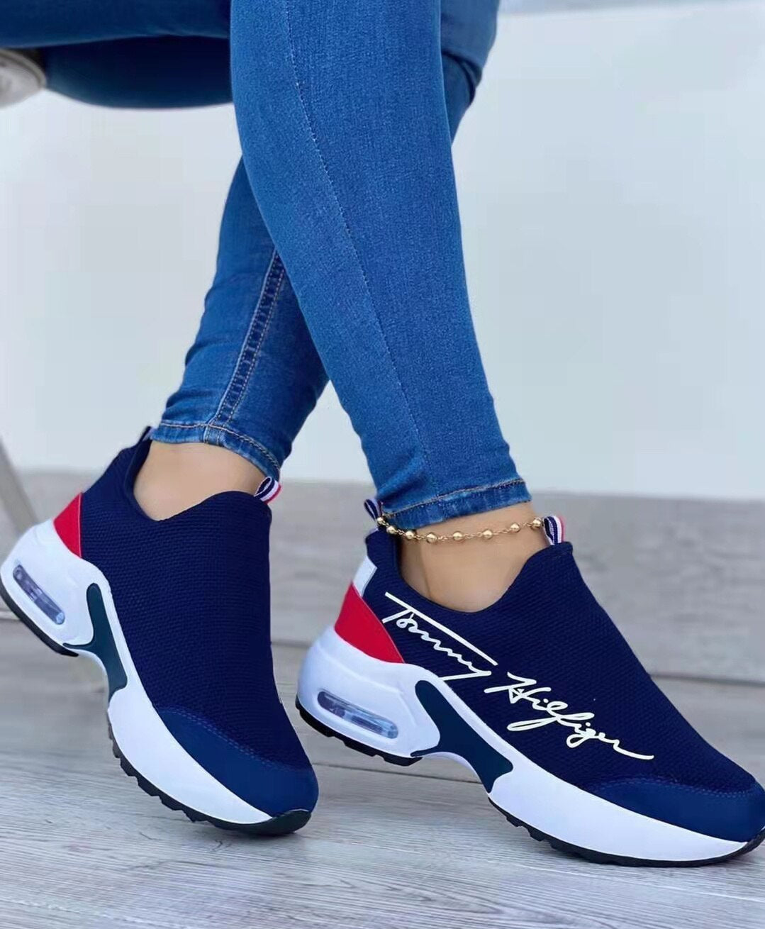 Tommy Hilfiger women's casual sneakers